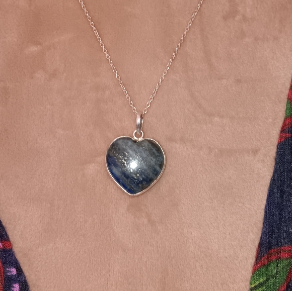 Gemstone~Lapis Blue Gray Heart Silver Necklace NWOT - Picture 2 of 13